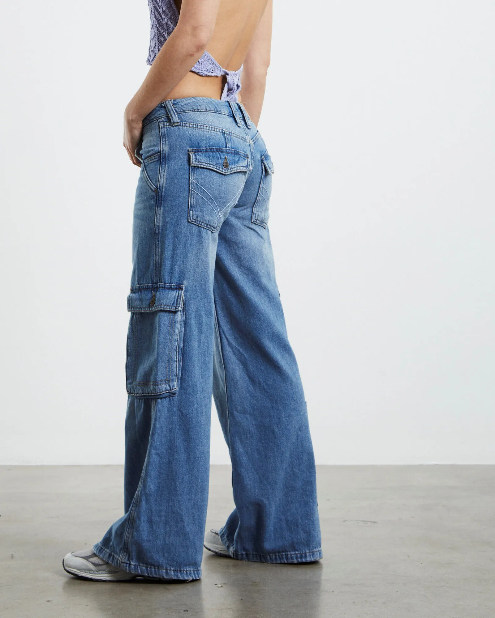 BDG Urban Outfitters Low Rise Puddle Cargo Jeans Blue