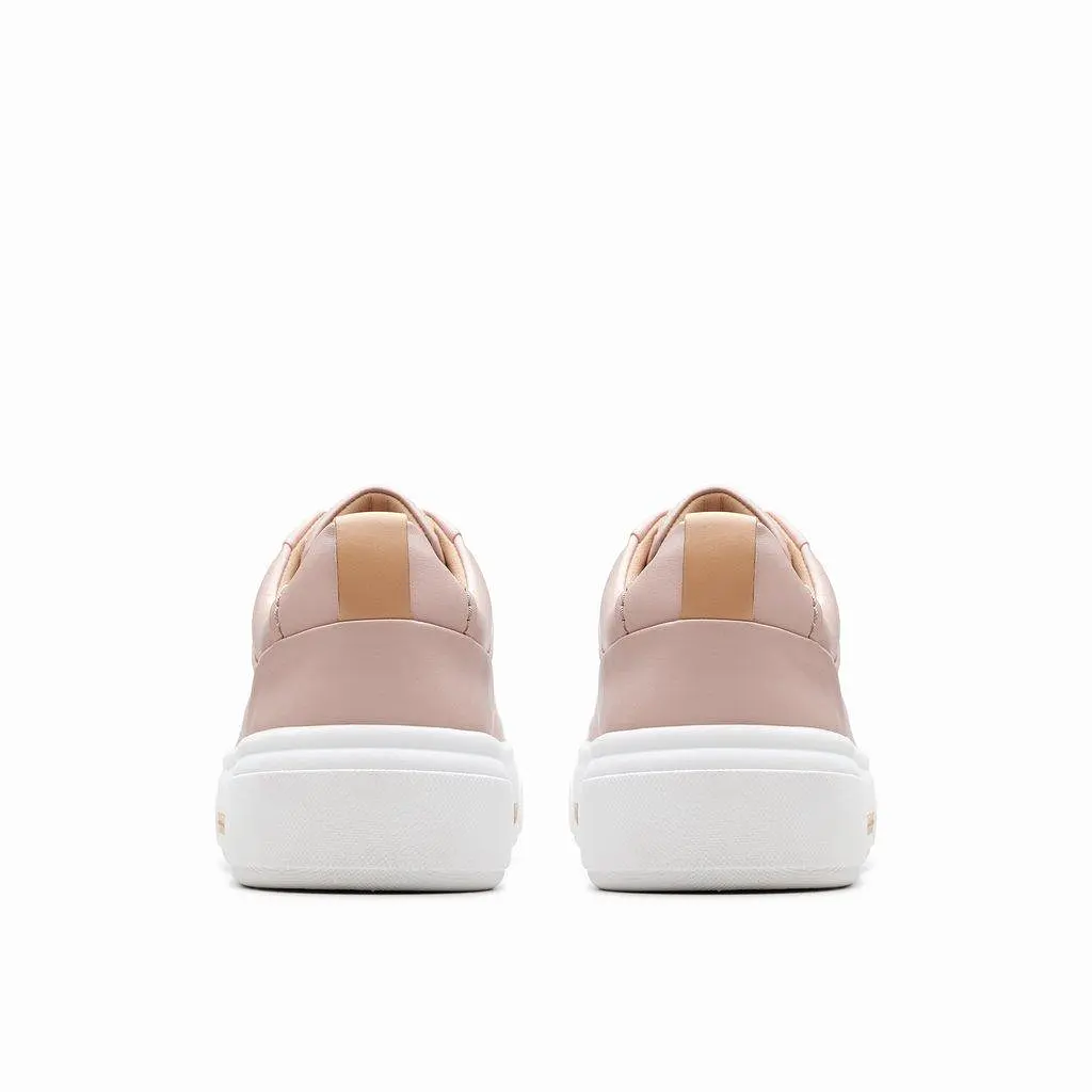 Clarks Hollyhock Walk Trainer