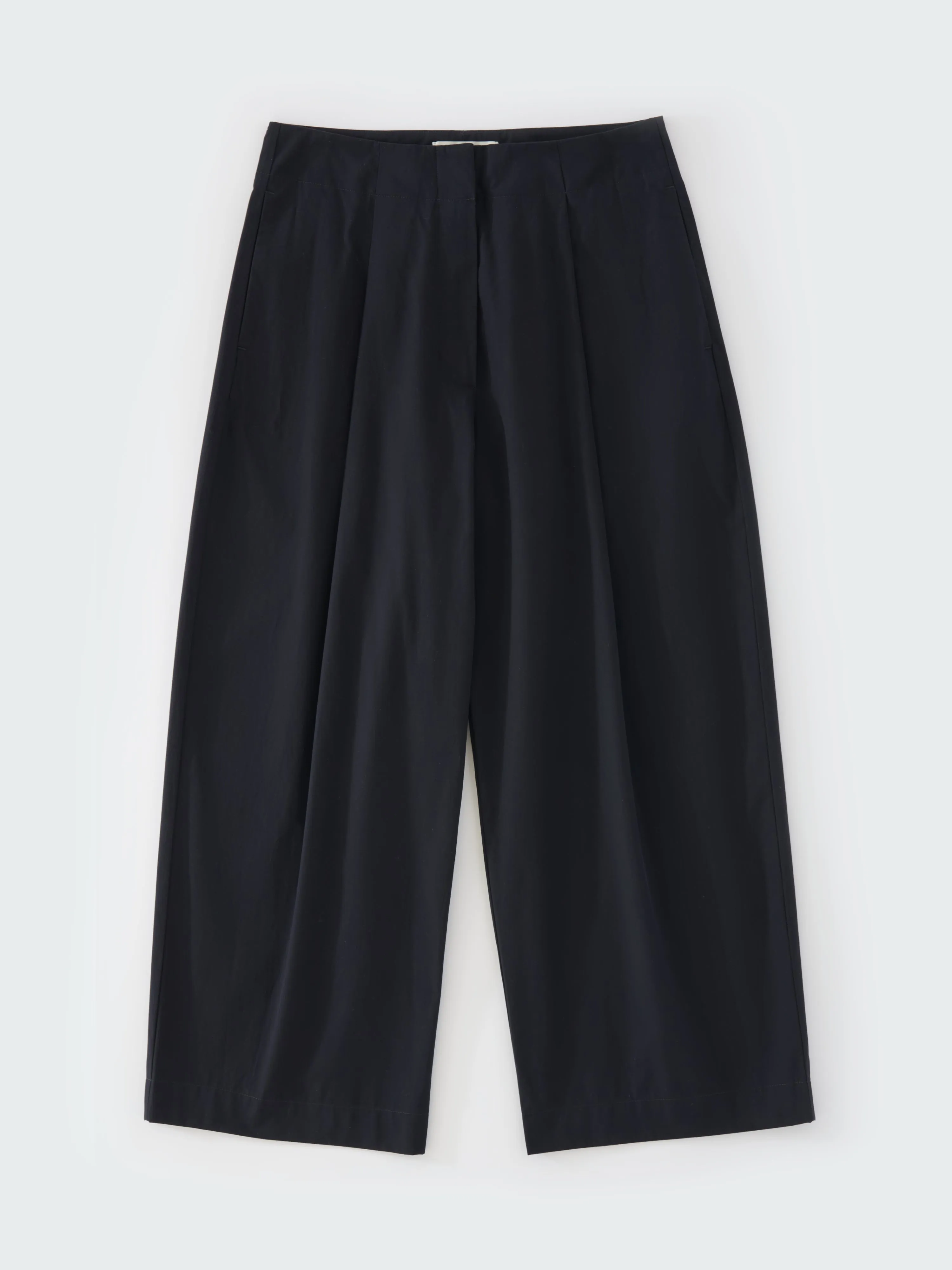 Dordoni Pant in Darkest Navy