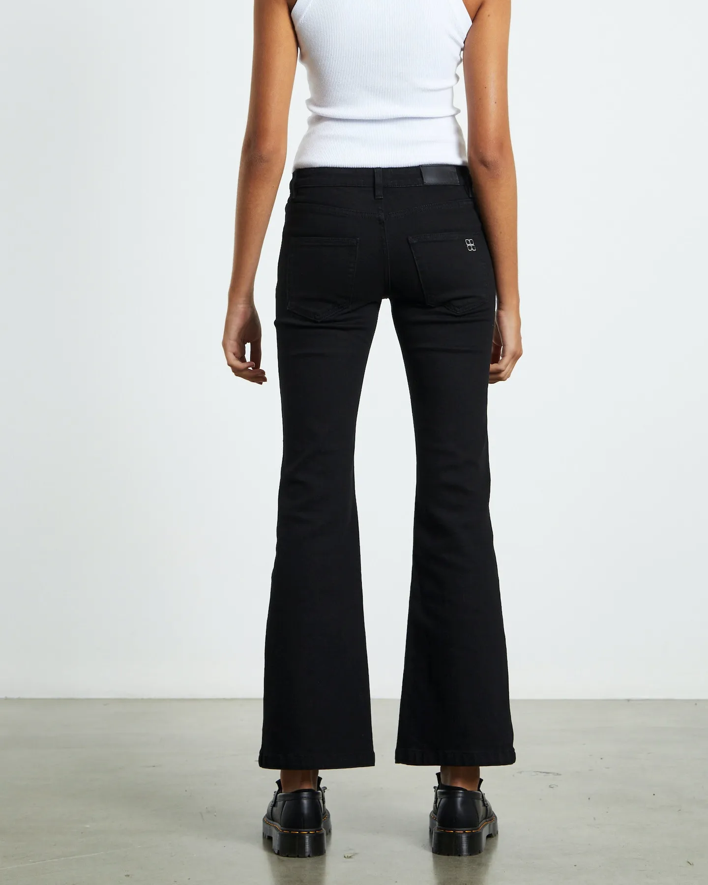 Insight Syd Stretch Low Rise Bootleg Jeans - Black | SurfStitch