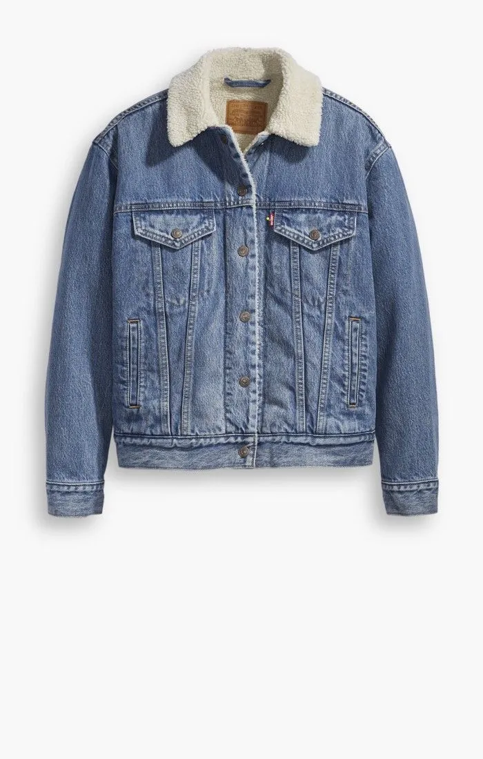 LEVI'S Ex-Bf Sherpa Trucker Jacket