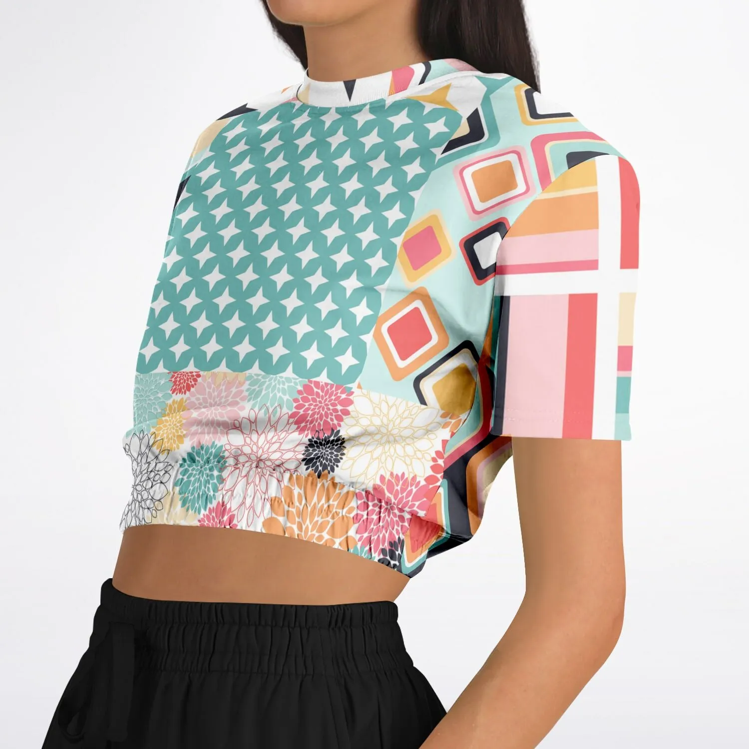 Old Miami Geometric Trefoil Short Sleeve Cropped Eco-Poly Sweater