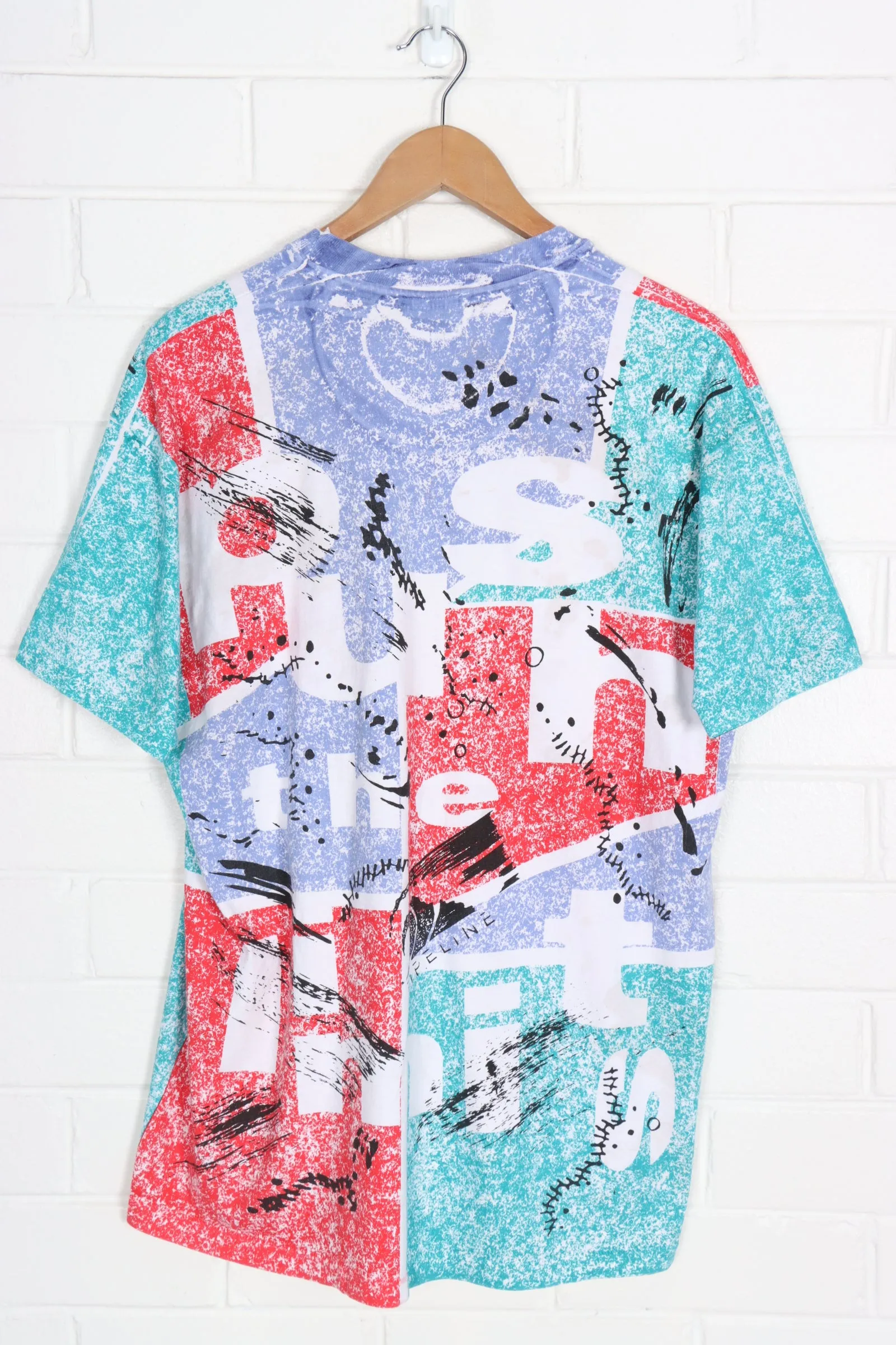 PIPELINE 'Push the Limits' Colourful All Over Surf Print Tee (L)