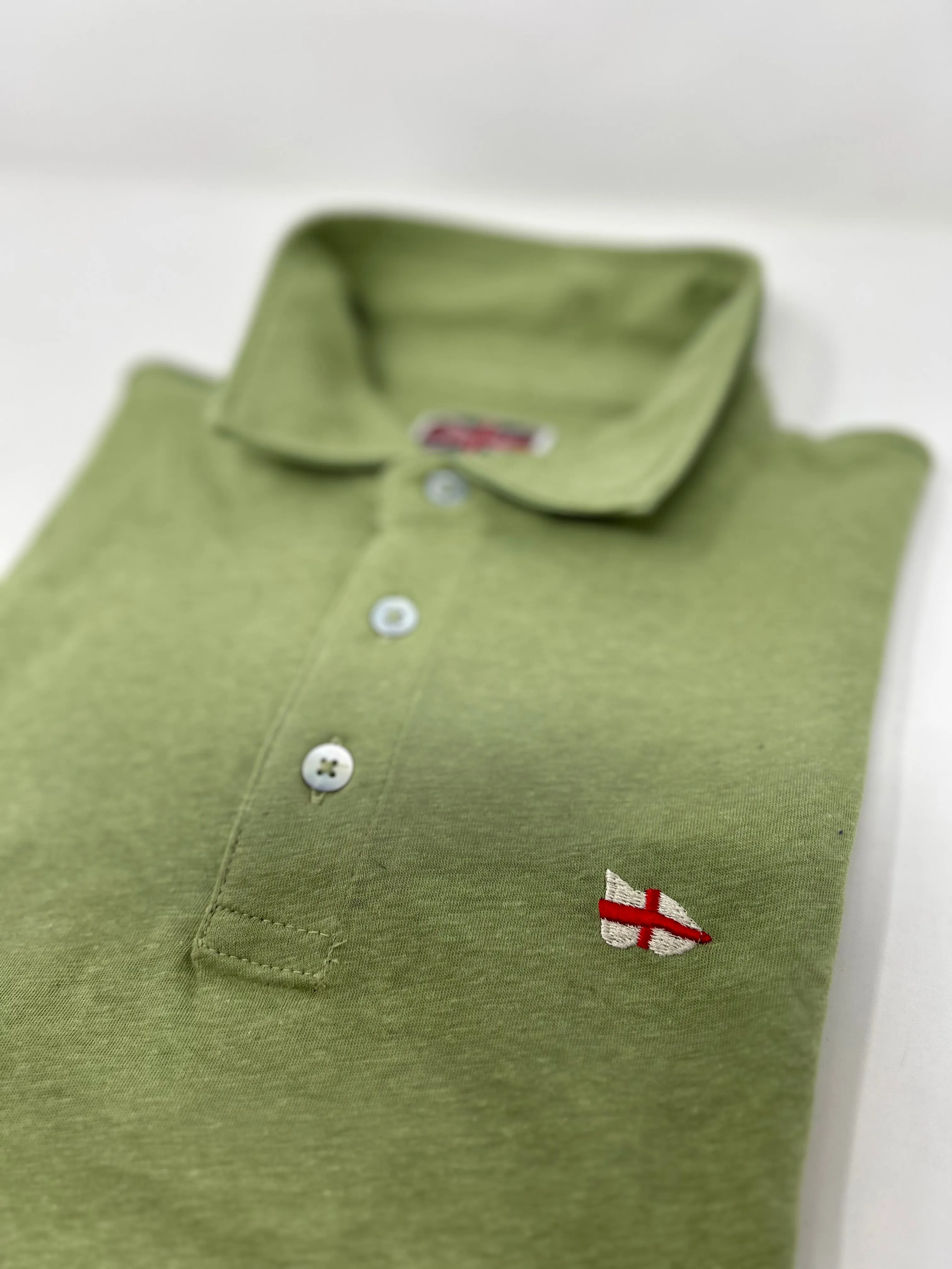 POLO COTONE LINO ARMY GREEN CON BANDIERA RICAMATA