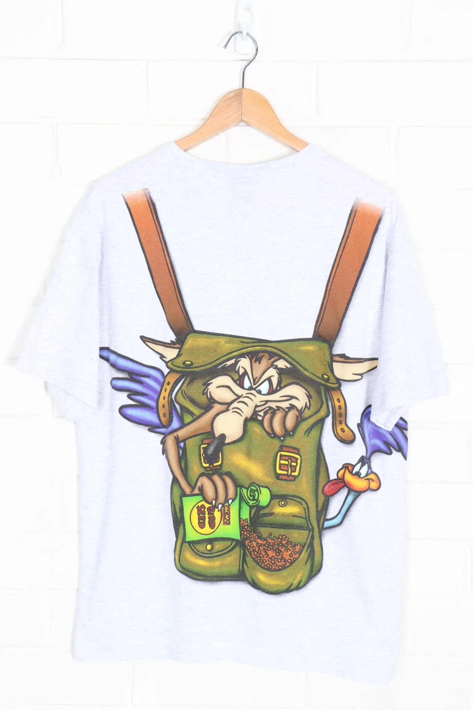 Vintage 1996 LOONEY TUNES Road Runner & Coyote T-Shirt (M-L)