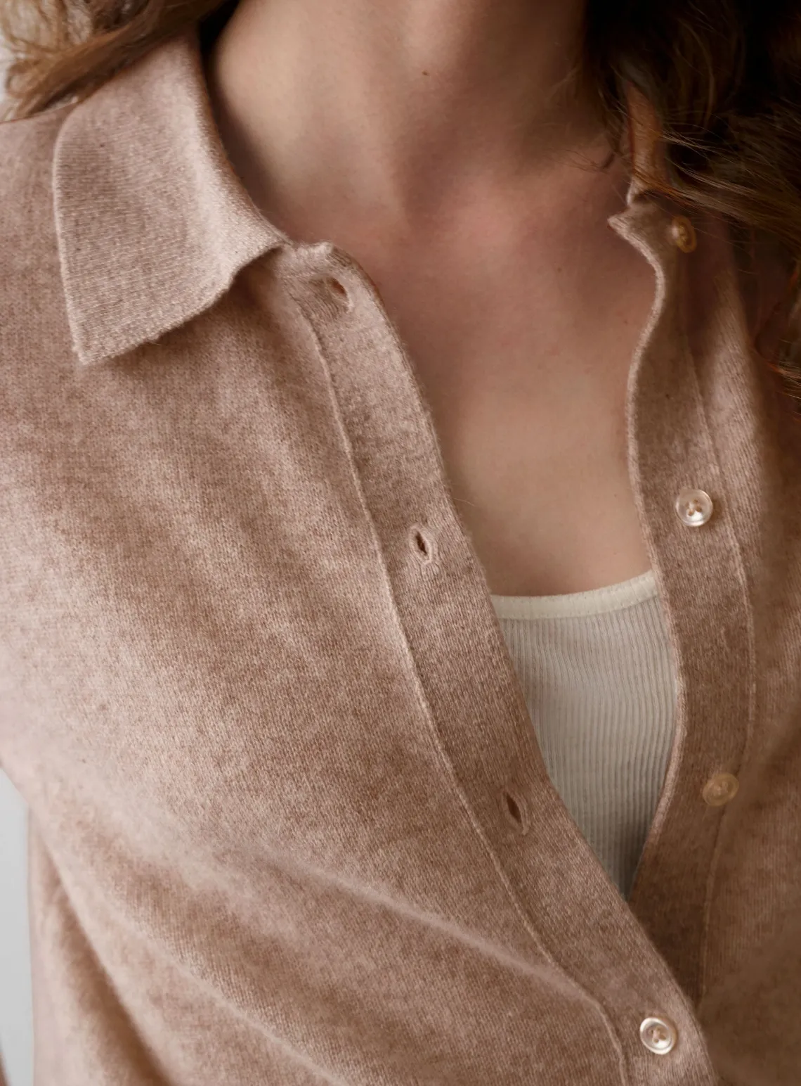 WHITE + WARREN CASHMERE BUTTON DOWN SHIRT